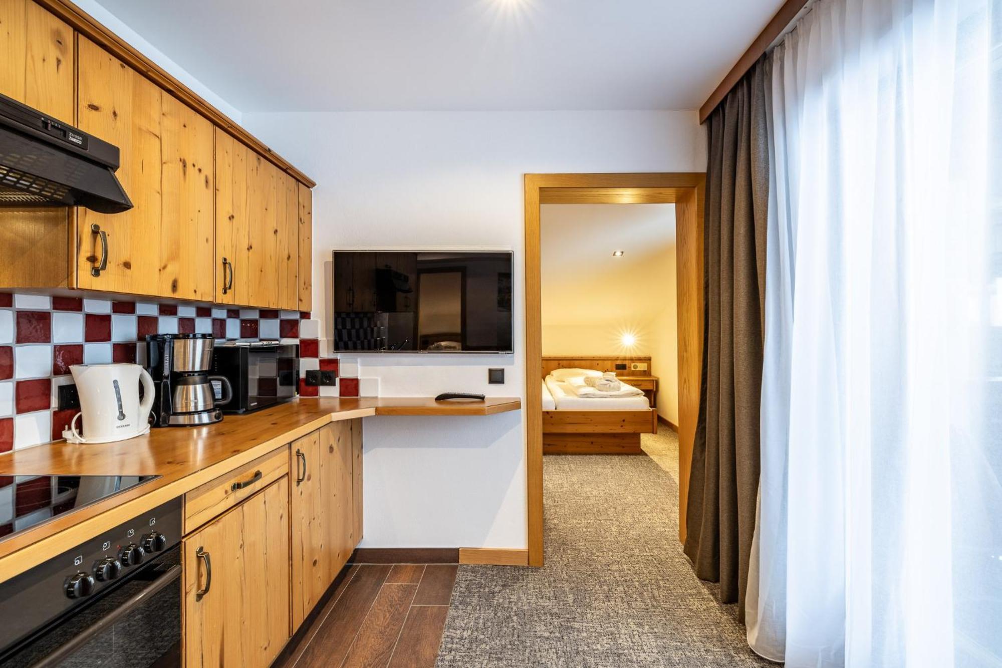 Hotel Bergzeit By Seven Flachau Habitación foto