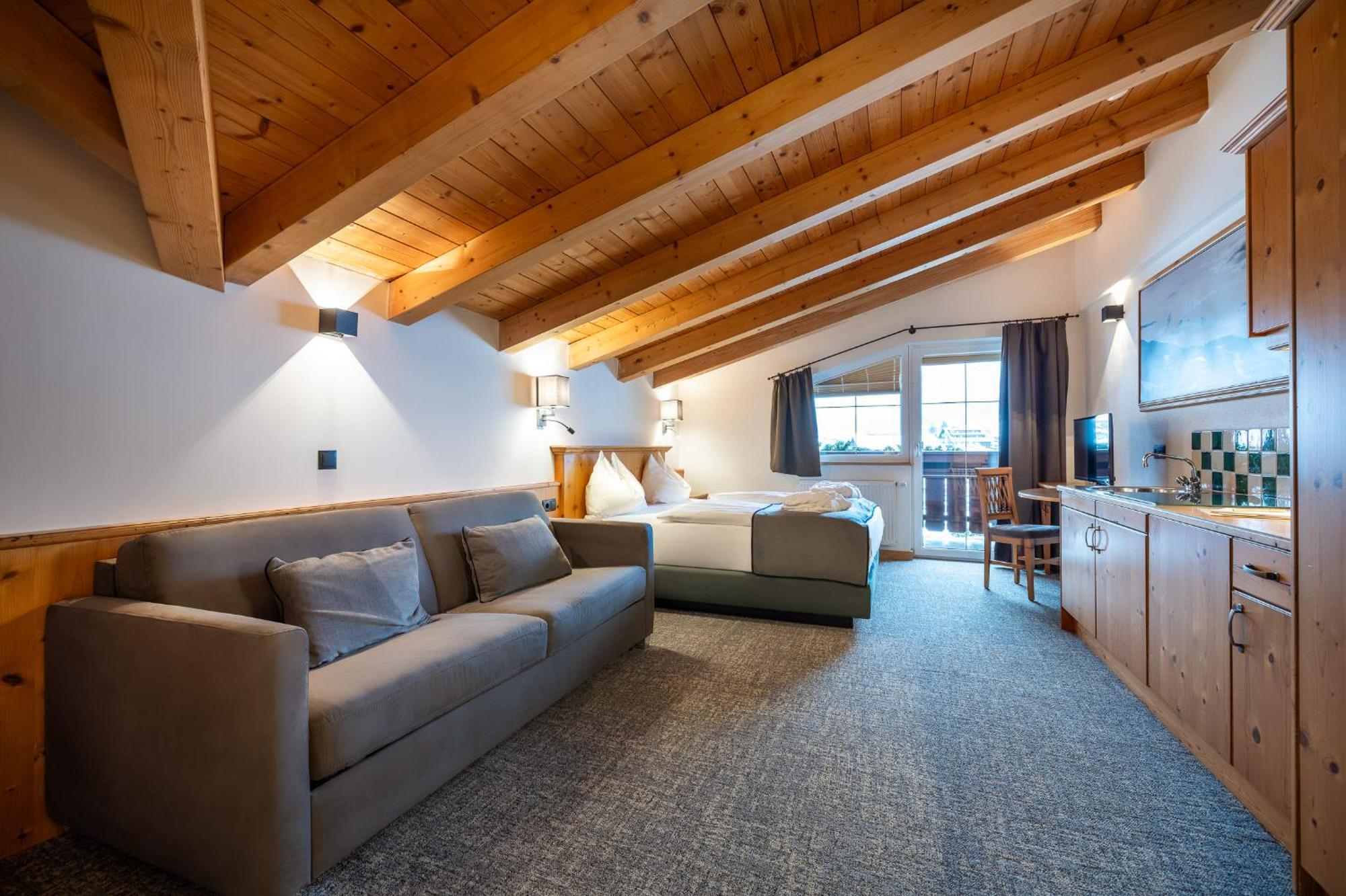 Hotel Bergzeit By Seven Flachau Habitación foto